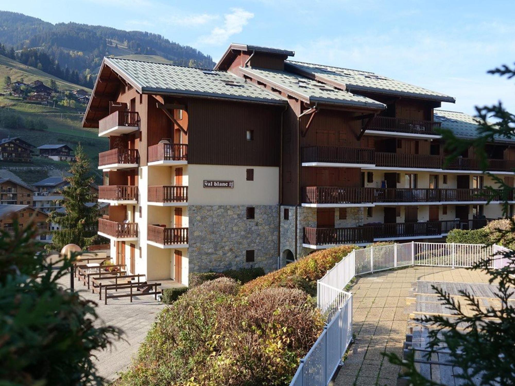 Appartement Cosy Pour 4, Au Coeur Du Village, Proche Des Pistes Et Avec Piscine Estivale - Fr-1-342-173 Arêches Kültér fotó